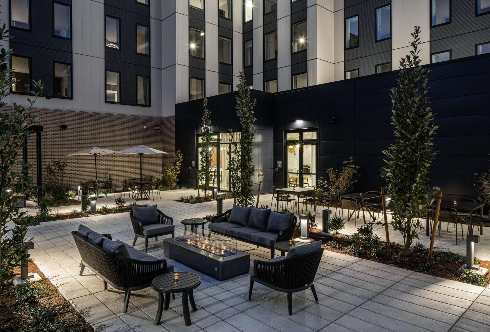 Hilton Garden Inn Wilsonville Portland Extérieur photo